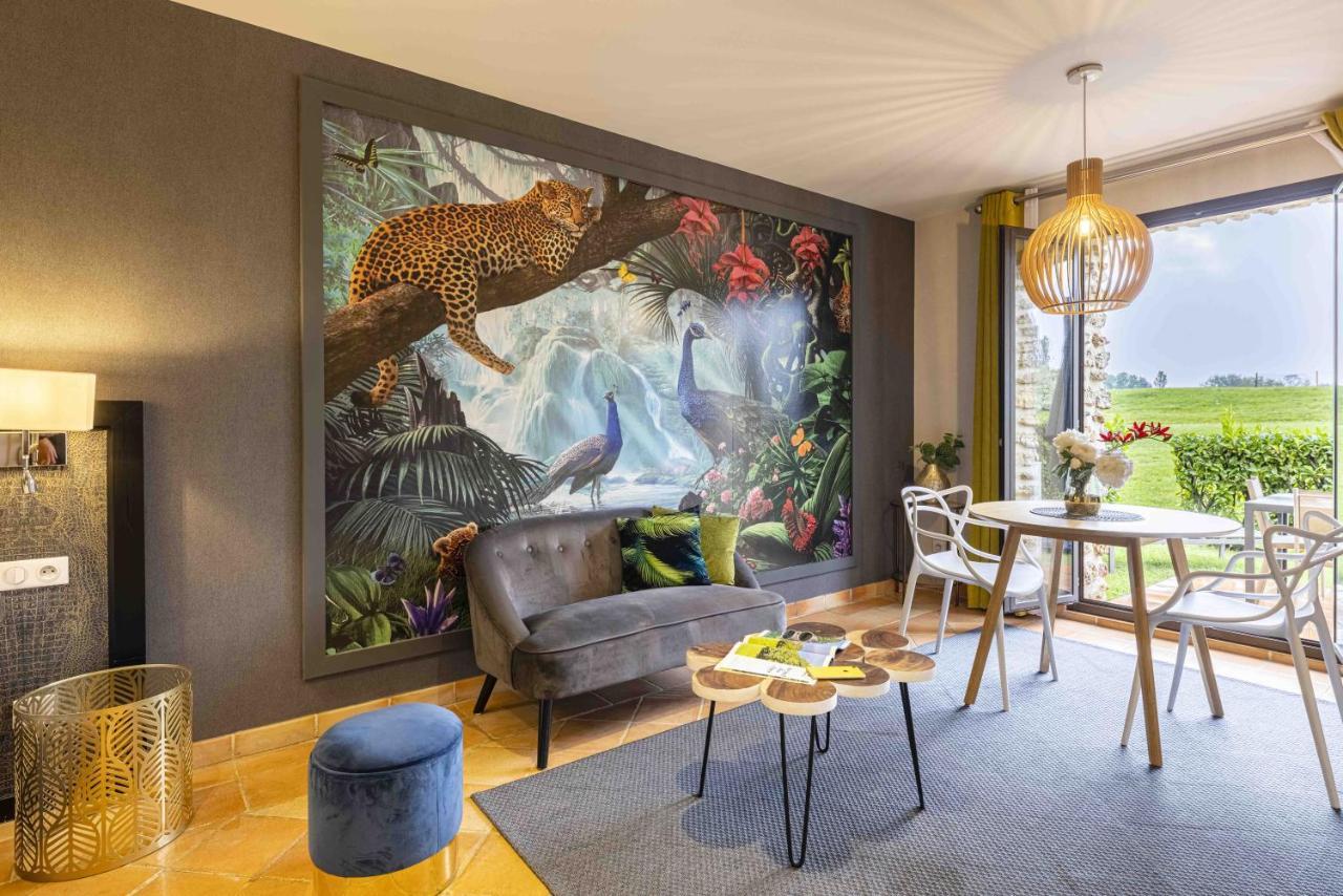 Hotel Les Suites - Domaine De Crecy 외부 사진