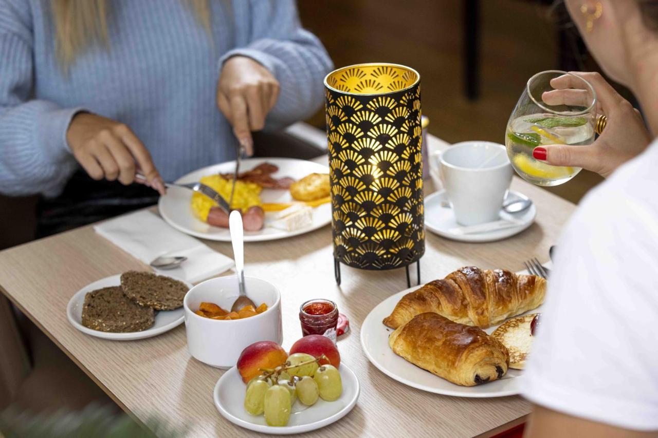 Hotel Les Suites - Domaine De Crecy 외부 사진