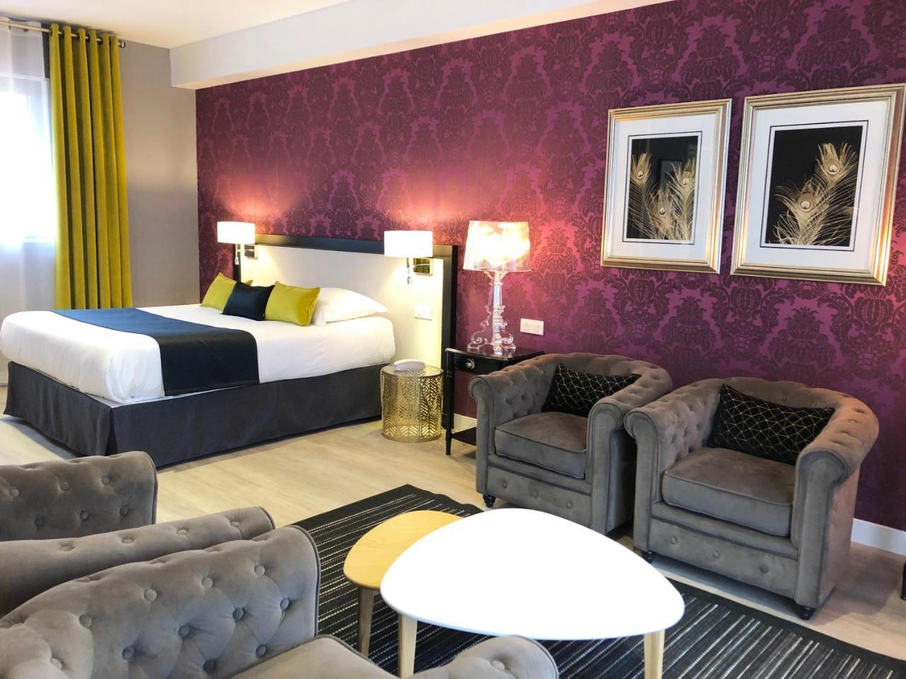 Hotel Les Suites - Domaine De Crecy 외부 사진