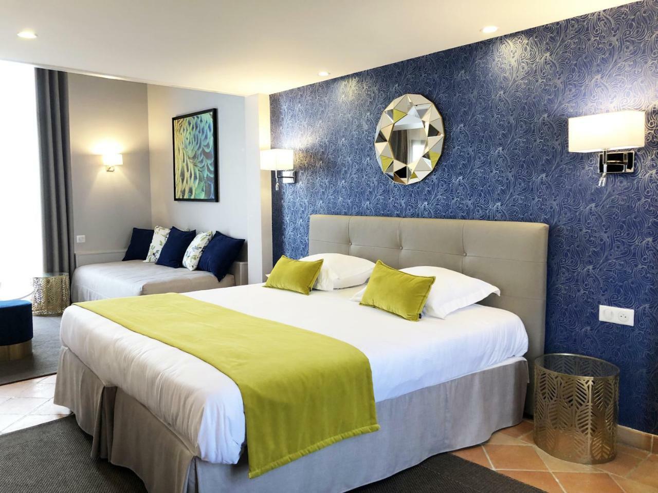 Hotel Les Suites - Domaine De Crecy 외부 사진
